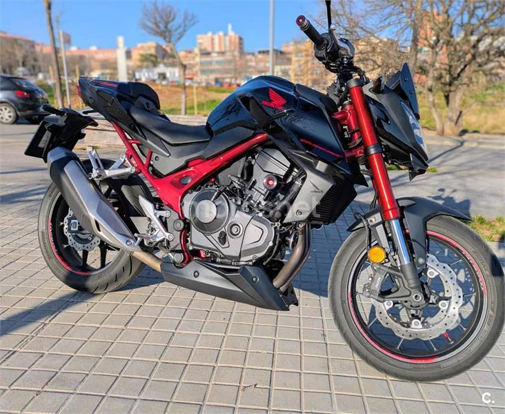 Honda CB750 Hornet - Vista 5