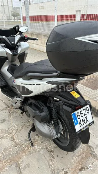 Honda Forza – Vista 5