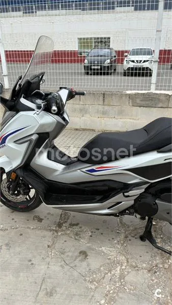 Honda Forza – Vista 6