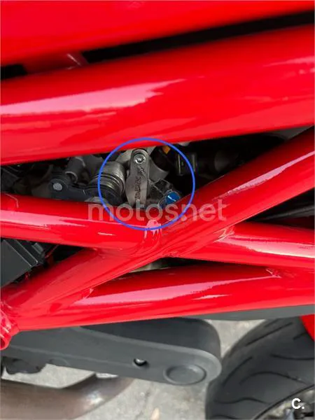 Ducati Monster 696 – Vista 6