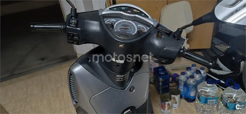 Honda SH150i – Vista 4