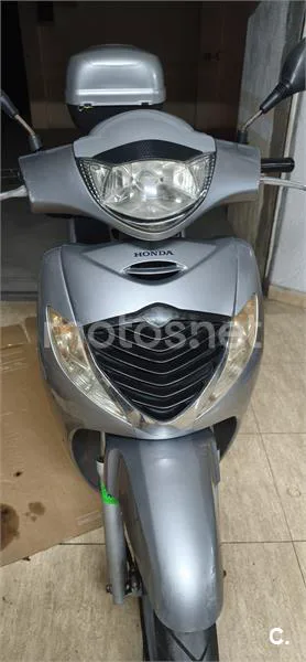 Honda SH150i – Vista 5