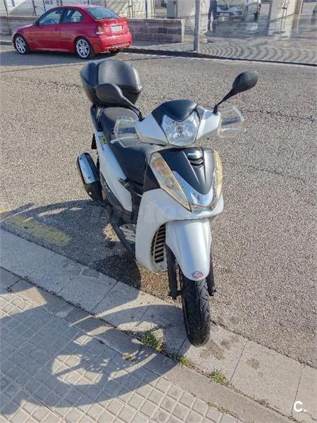 Honda SCOOPY SH300i Sport – Vista 4