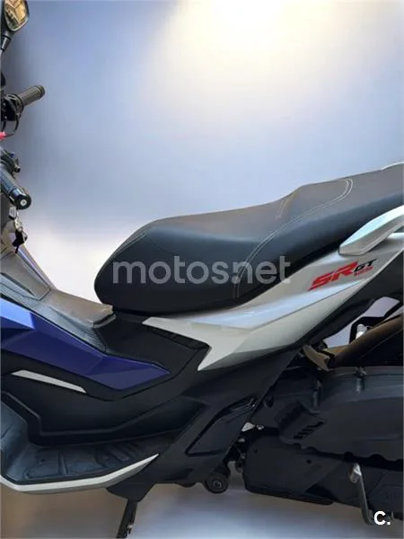 Aprilia SR GT 125 – Vista 8
