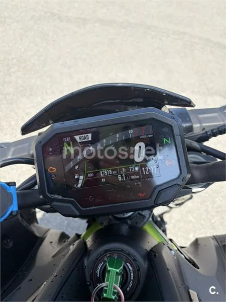 Kawasaki Z 900 – Vista 3