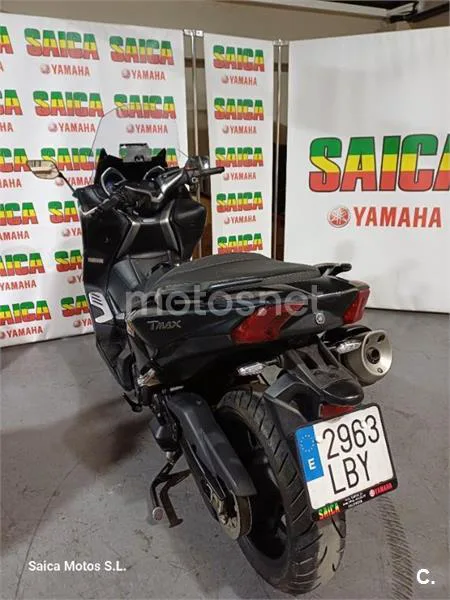 Yamaha TMAX – Vista 7
