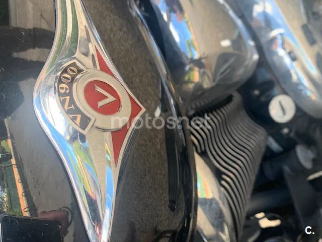 Kawasaki VN 900 CUSTOM – Vista 2