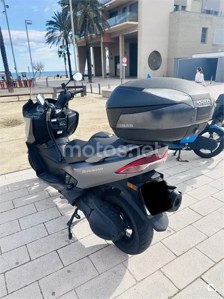 Suzuki Burgman 400 – Vista 4