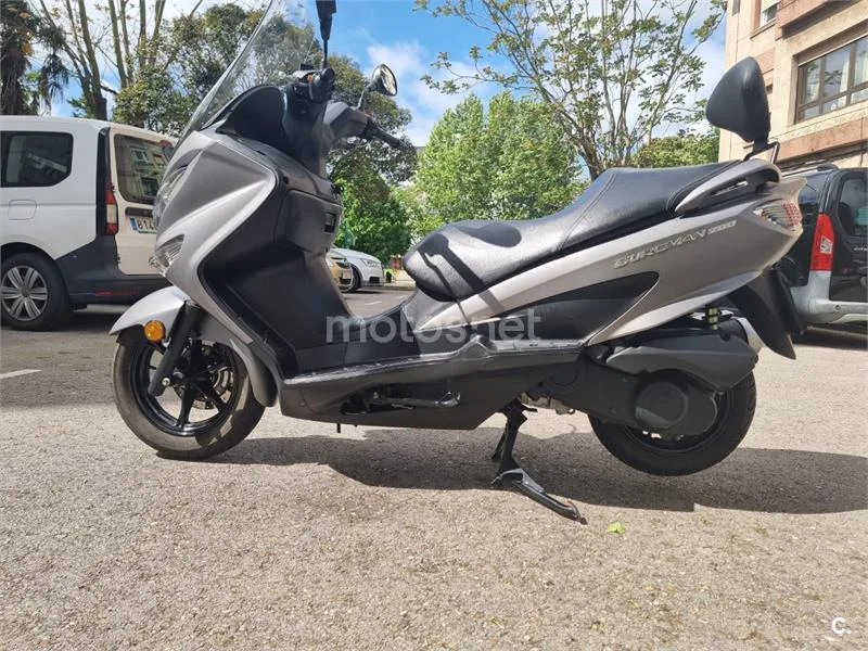 Suzuki Burgman 200 – Vista 4