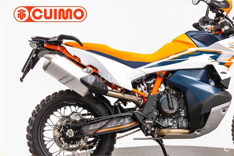 KTM 890 – Vista 8