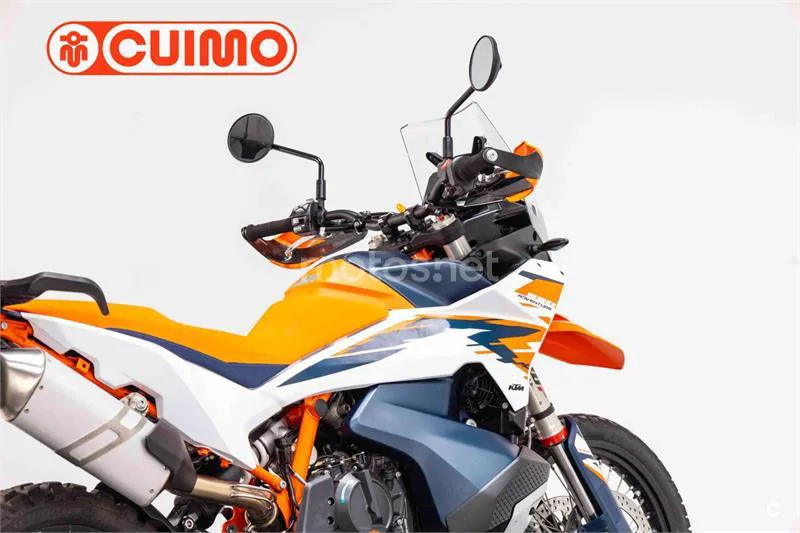 KTM 890 – Vista 10