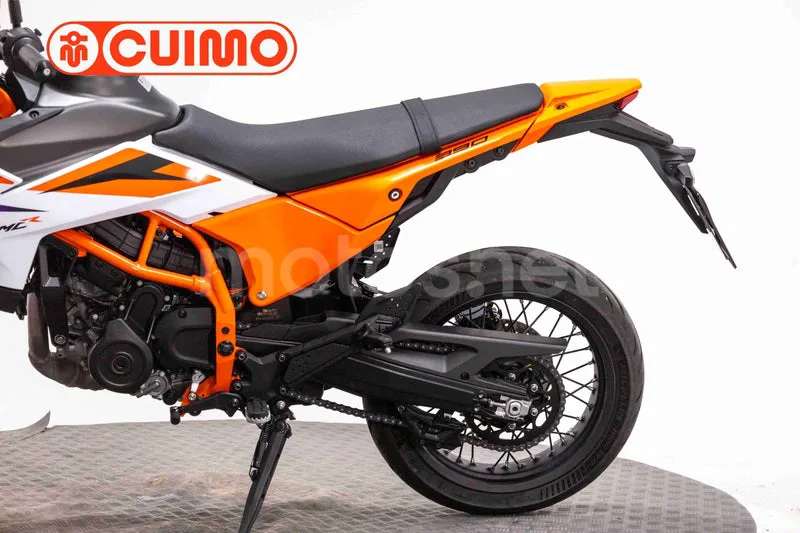 KTM 390 – Vista 16