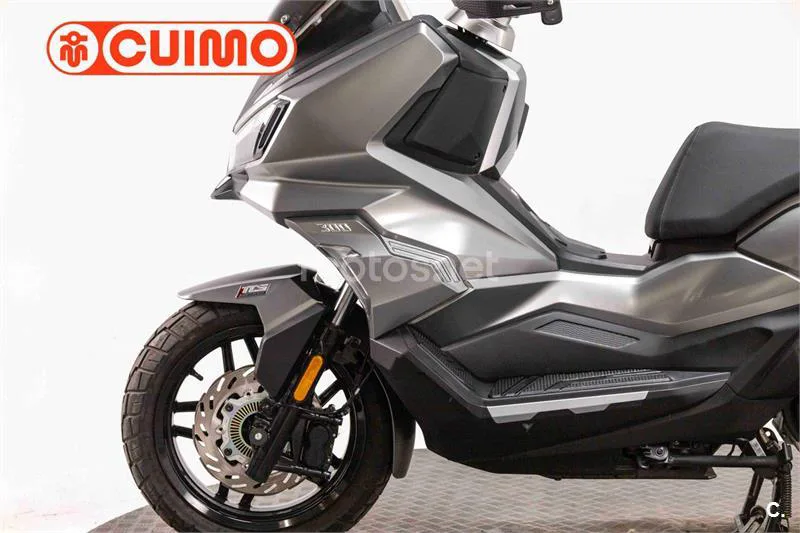SYM ADX 300 – Vista 17