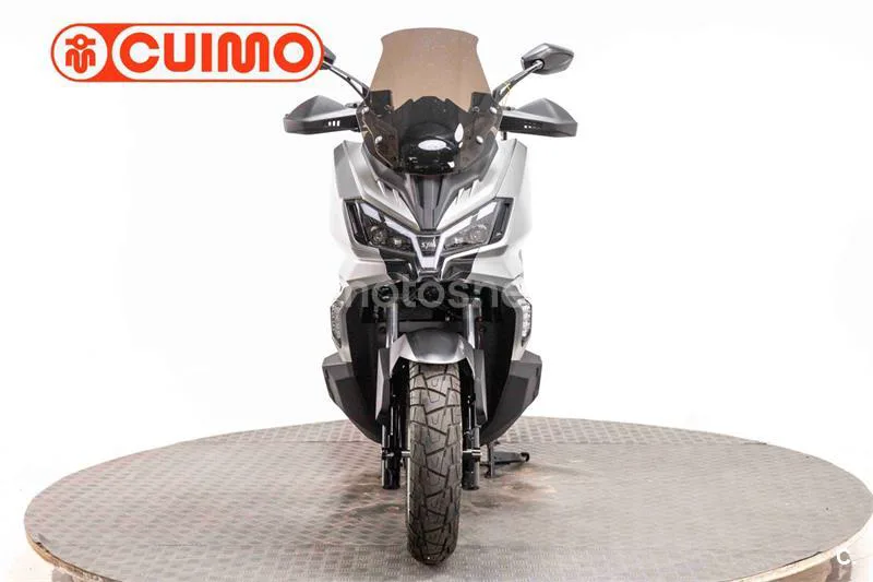 SYM ADX 300 – Vista 20