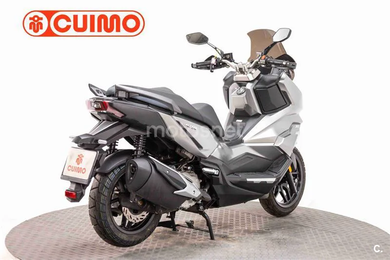 SYM ADX 300 – Vista 9