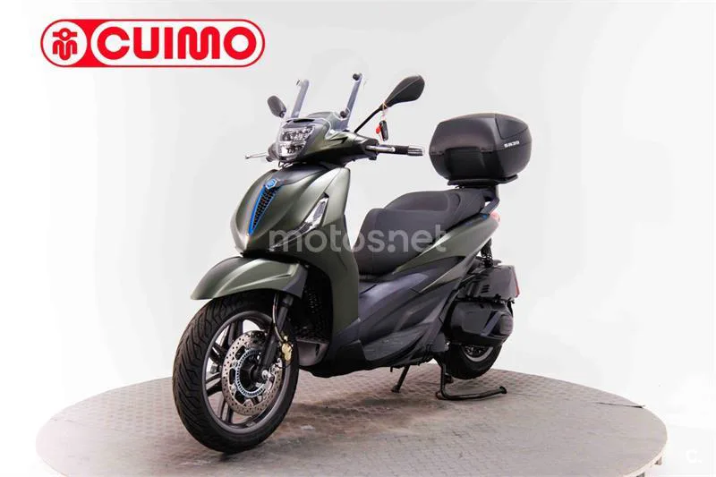 Piaggio Beverly 400 – Vista 9