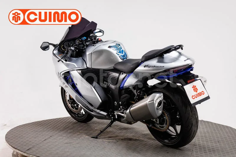Suzuki Hayabusa – Vista 13