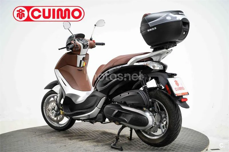 Piaggio Beverly – Vista 6