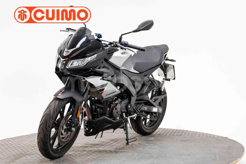 Aprilia Tuono 125 – Vista 18