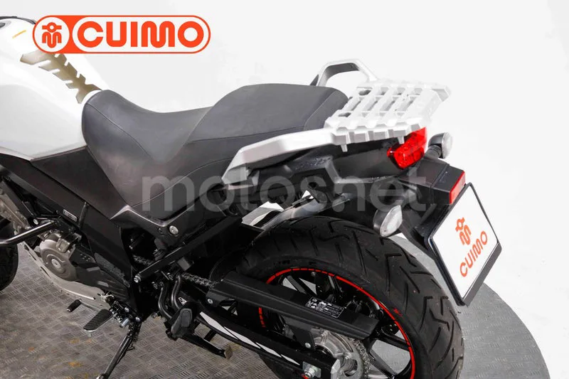 Suzuki V-Strom 650 – Vista 14