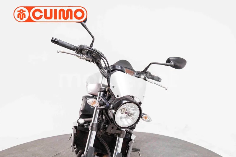 Yamaha XSR 700 – Vista 21