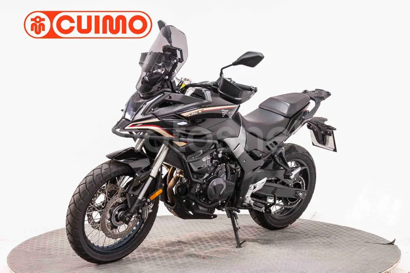Voge 500 DSX – Vista 18