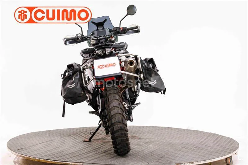 KTM 890 – Vista 11