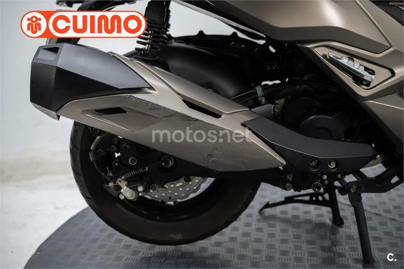 Kymco Xciting S 400 – Vista 13