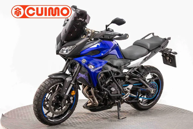 Yamaha MT-09 – Vista 18
