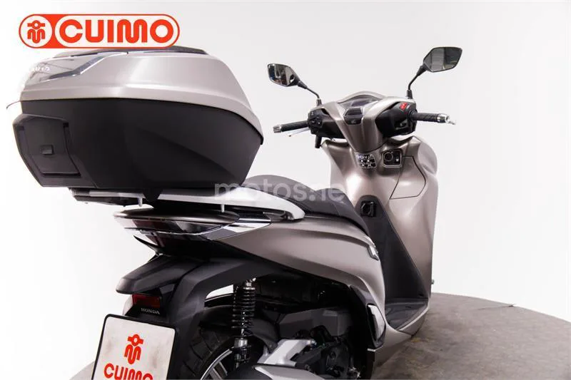 Honda SH 350i – Vista 16