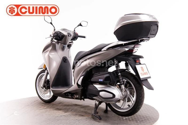 Honda SH 350i – Vista 6