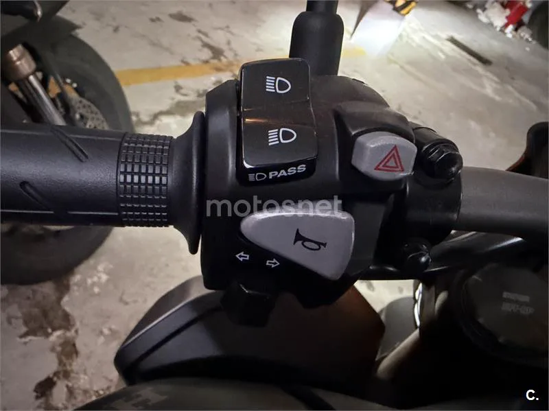 Honda CB 650 R – Vista 16
