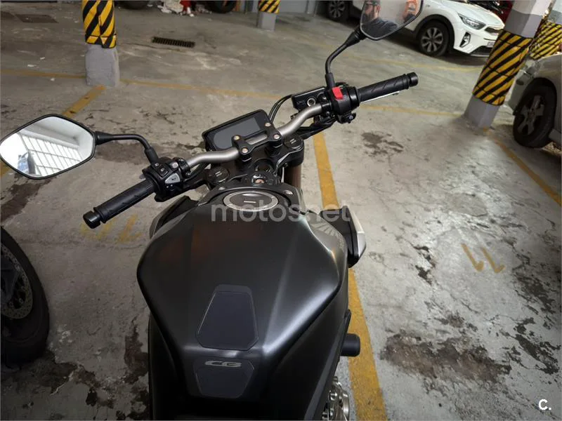 Honda CB 650 R – Vista 6