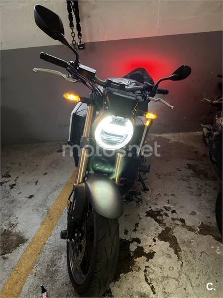 Honda CB 650 R – Vista 9