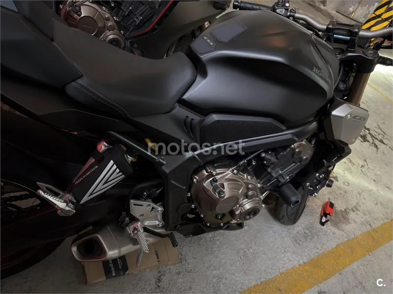 Honda CB 650 R – Vista 10