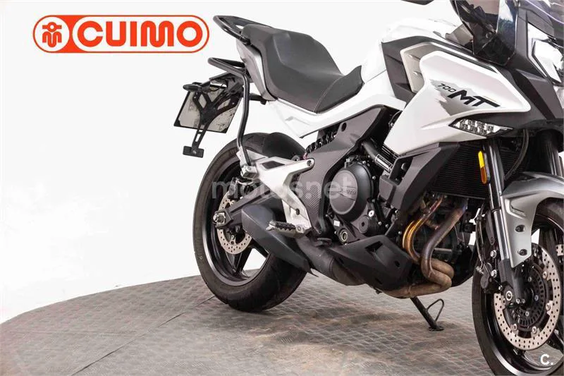 CFMOTO 700MT – Vista 4