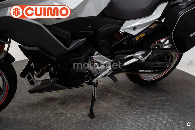 BMW F 900 XR – Vista 16