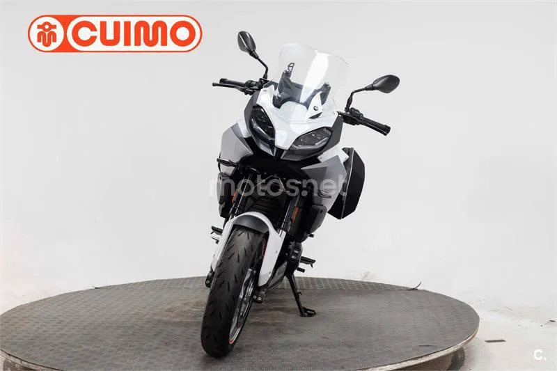 BMW F 900 XR – Vista 17