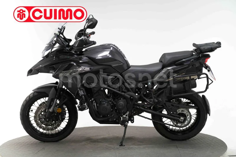 Benelli TRK 502 – Vista 8