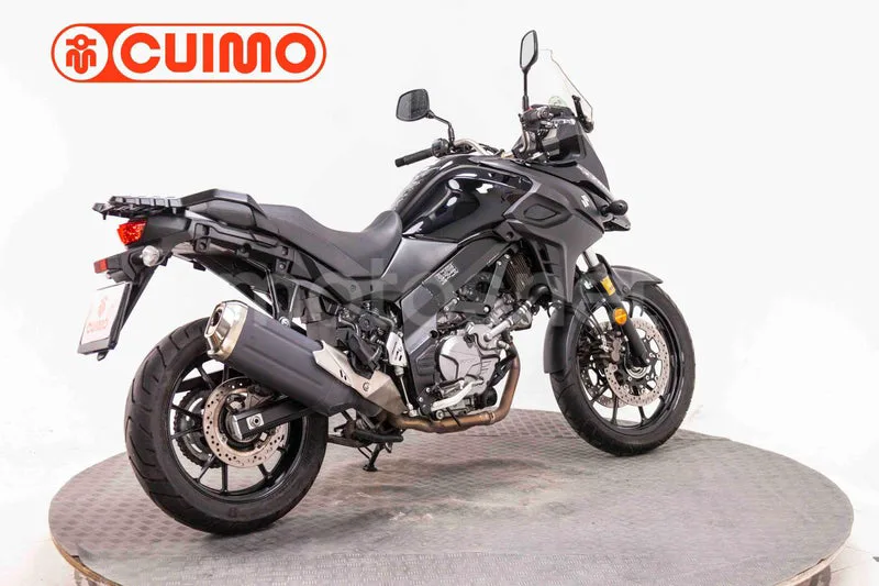 Suzuki V-Strom 650 – Vista 9
