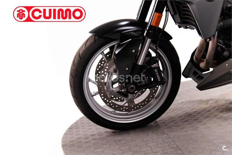 BMW F 900 R – Vista 21