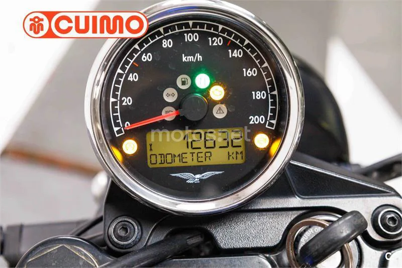 Moto Guzzi V7 III – Vista 22
