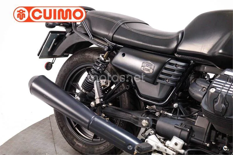 Moto Guzzi V7 III – Vista 4