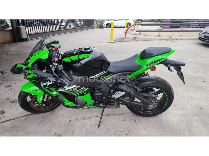 Kawasaki ZX-10R – Vista 2
