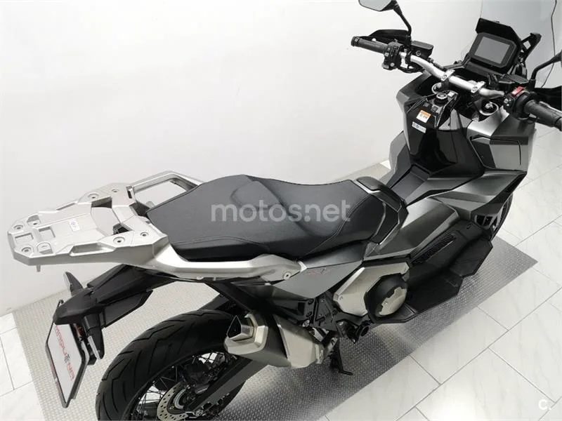 Honda X-ADV – Vista 4