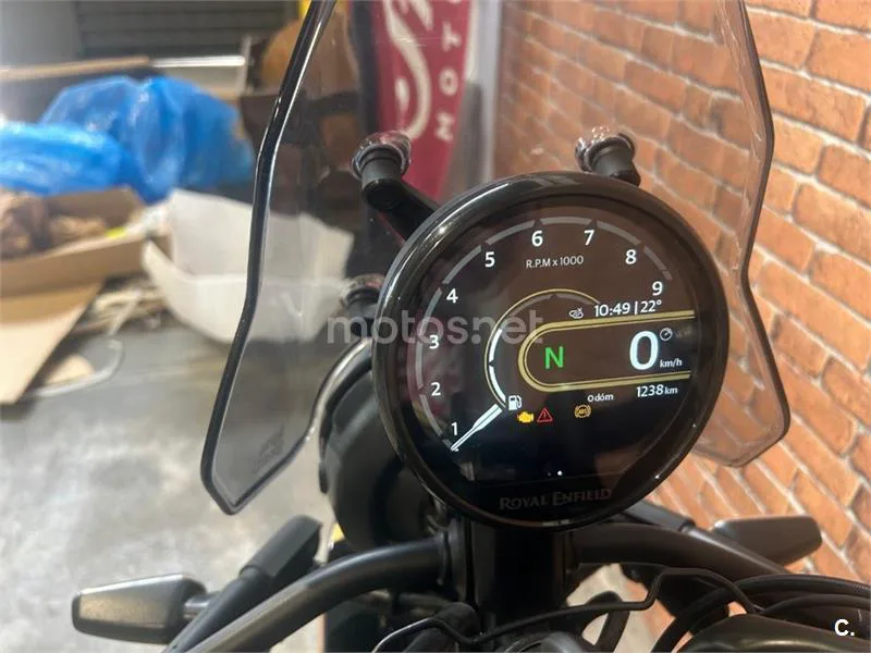 Royal Enfield Himalayan 450 – Vista 17