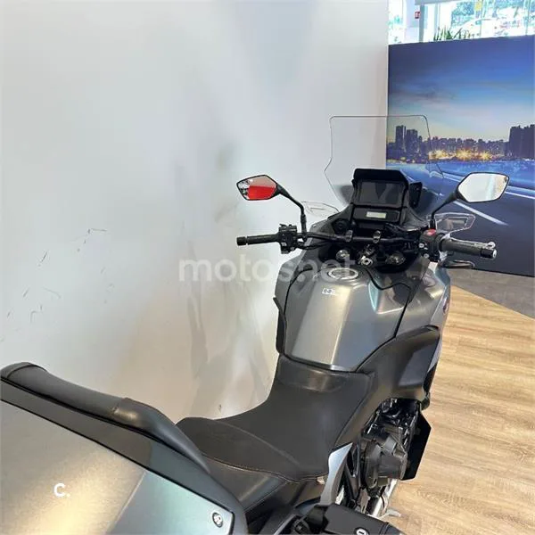 Honda NT1100 – Vista 8