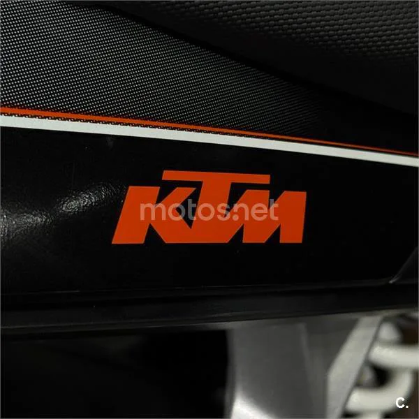 KTM 390 Duke – Vista 7