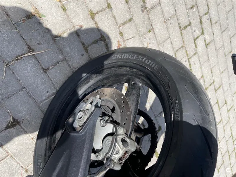 Ducati Monster 696 – Vista 6