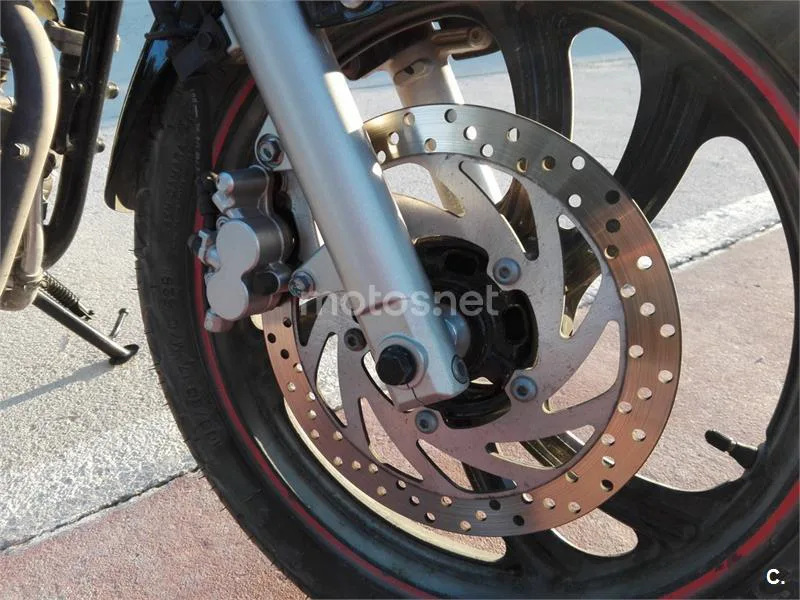Yamaha YBR 250 – Vista 12